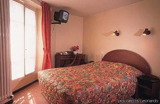 Hotel Des Metallos 3*