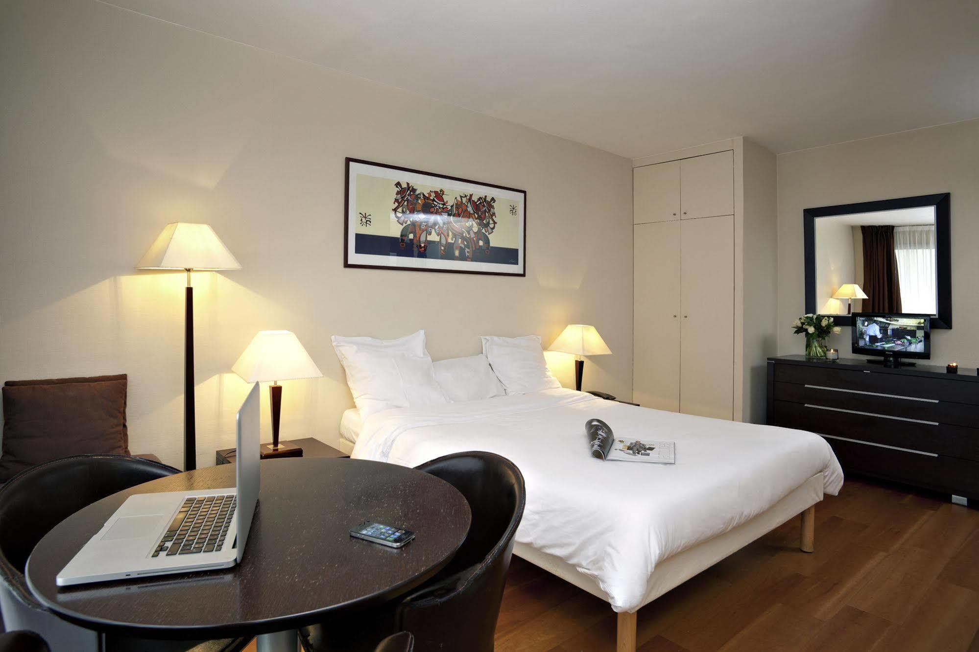 Aparthotel Adagio Access Tour Eiffel St Charles
