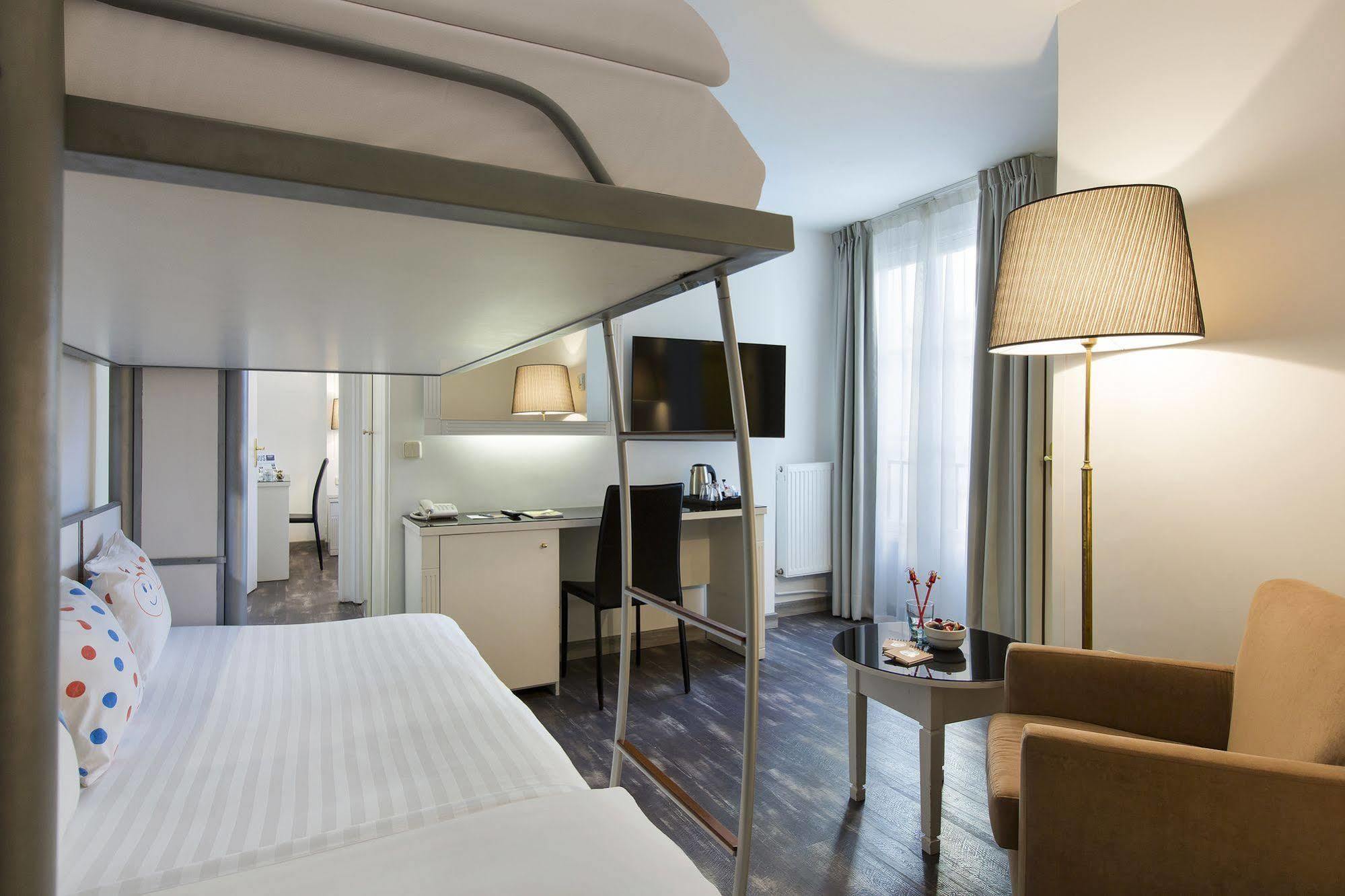 Opera Managed By Melia Hotel