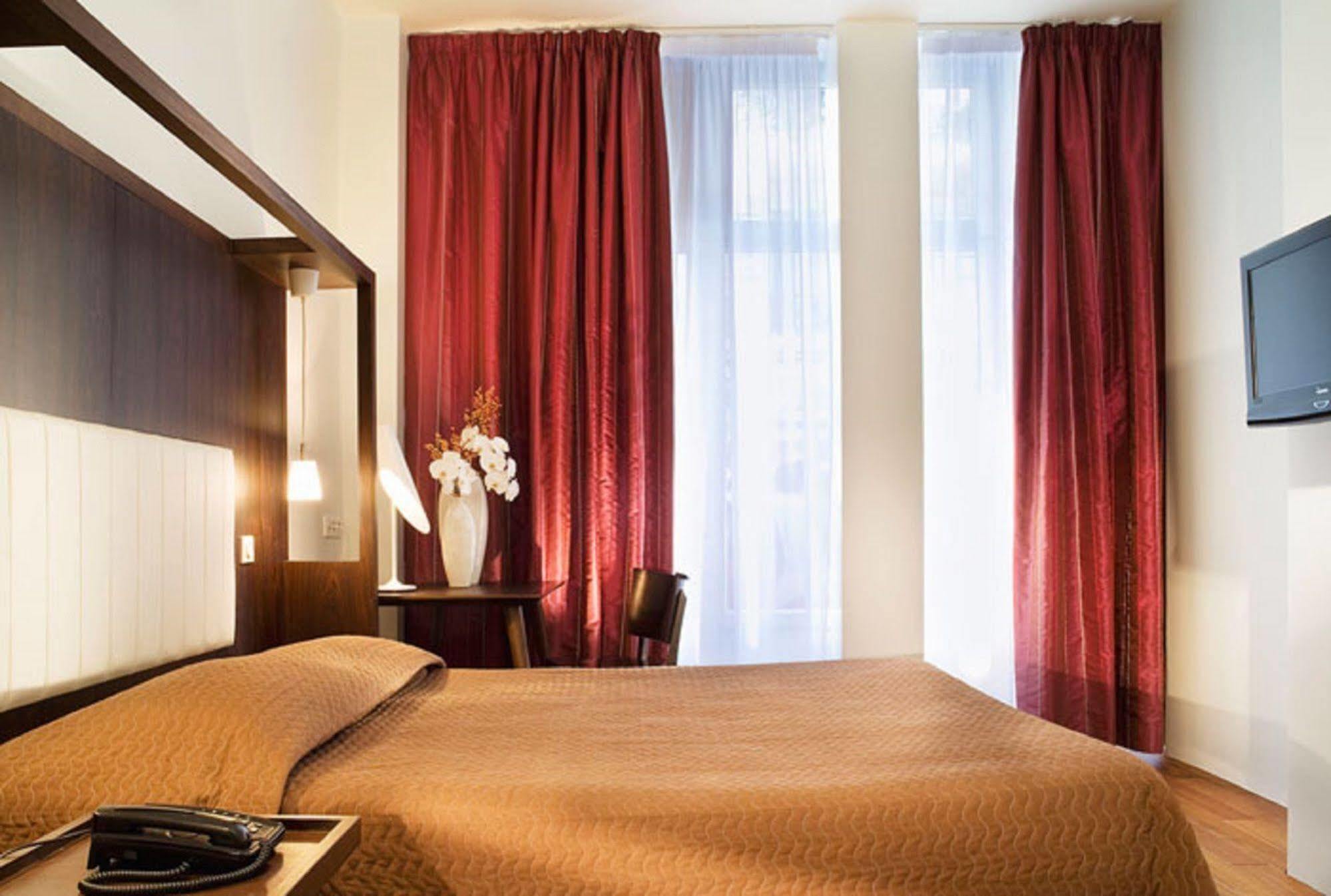 Avalon Paris