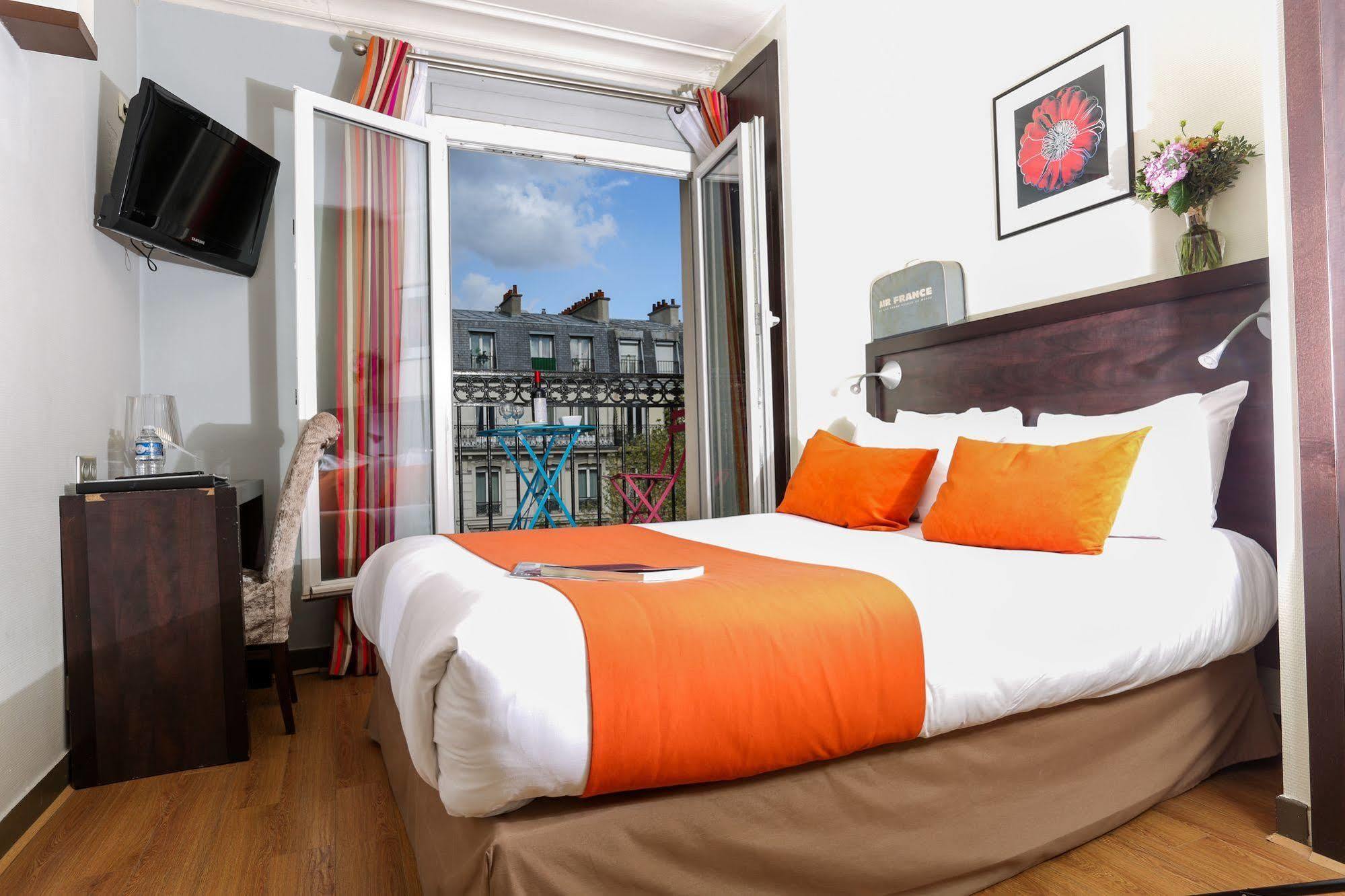 Avalon Aparthotel 3*