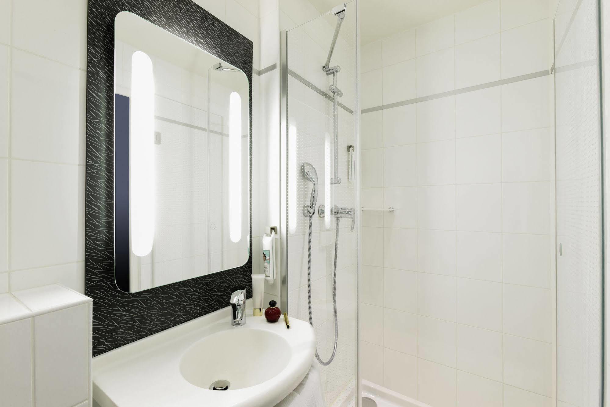 Ibis Gare De Lyon Ledru Rollin Hotel
