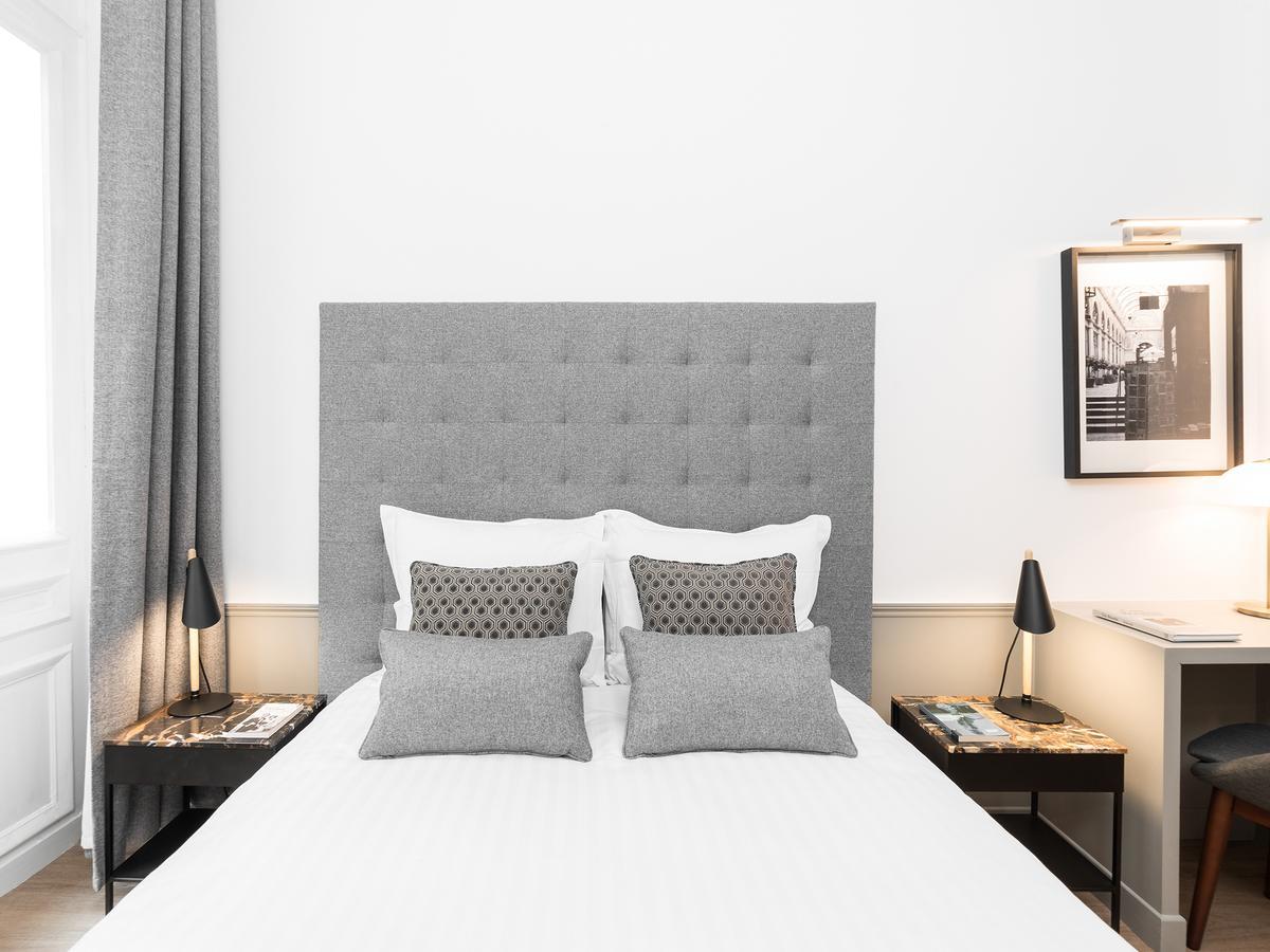 Livinparis - Luxury 3 & 4 Bedrooms Montmartre I * Paris