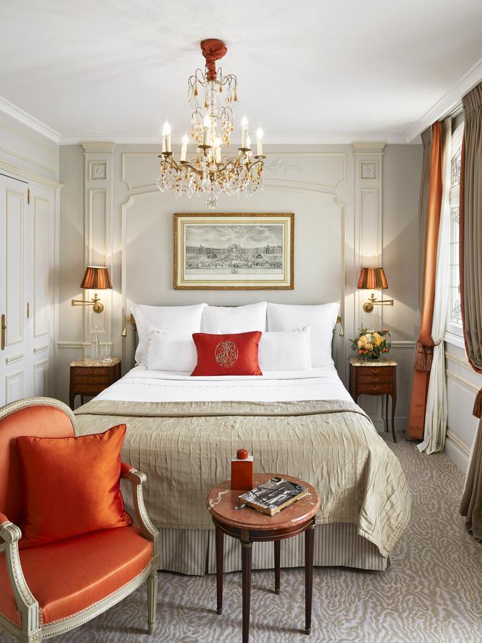 Hotel Plaza Athénée - Dorchester Collection Paris