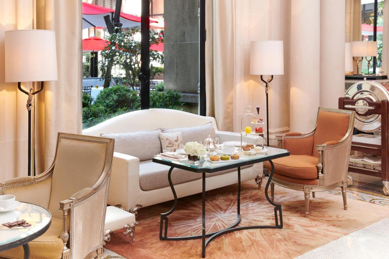 Plaza Athénée - Dorchester Collection Hotel Paris