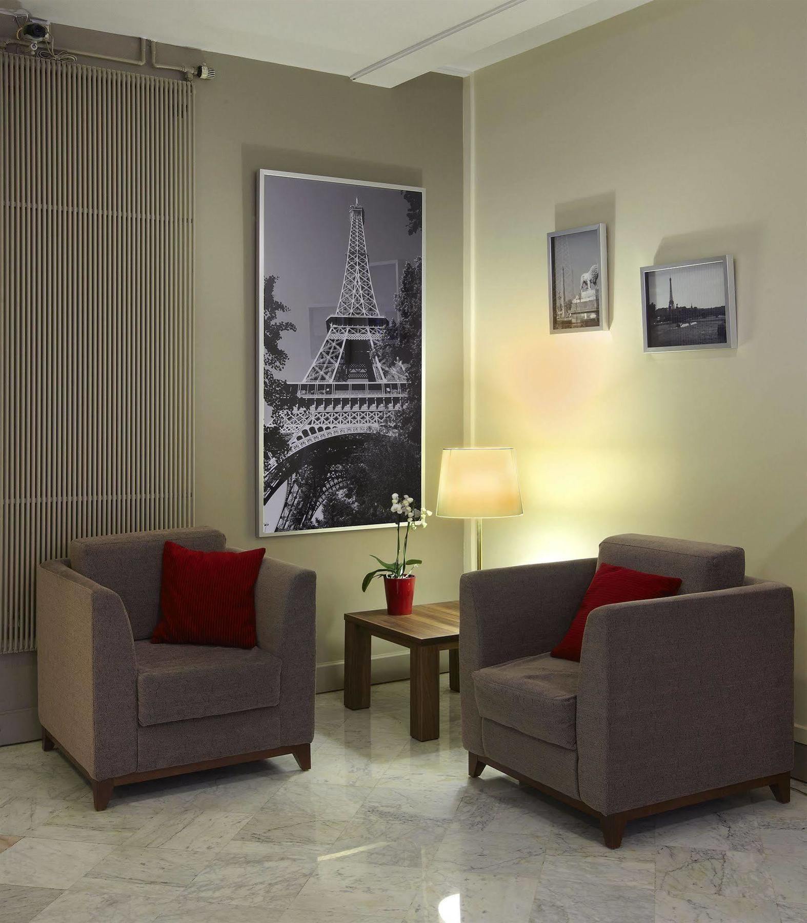 Citadines Trocadéro 3*