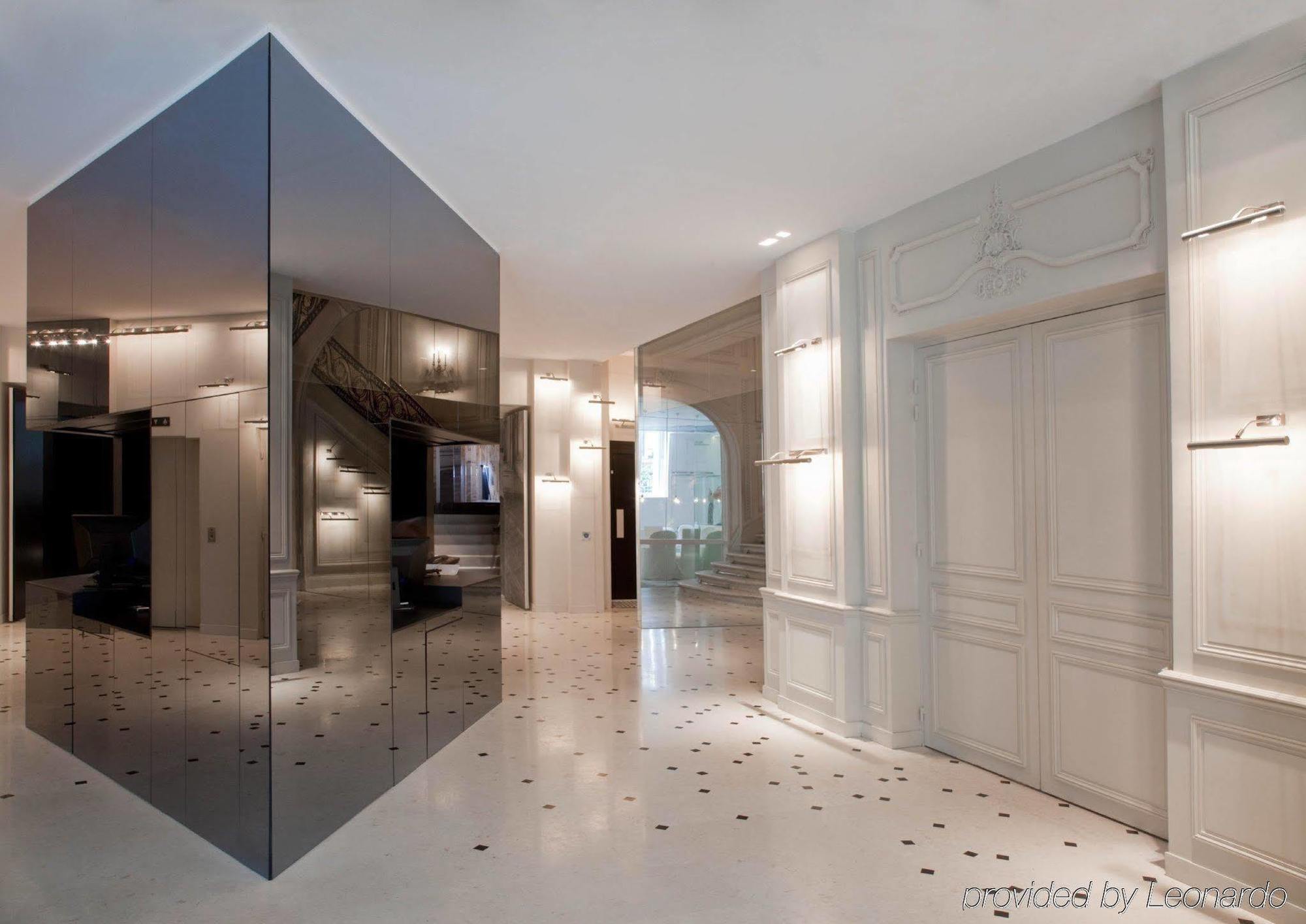 La Maison Champs Elysees 5* Paris