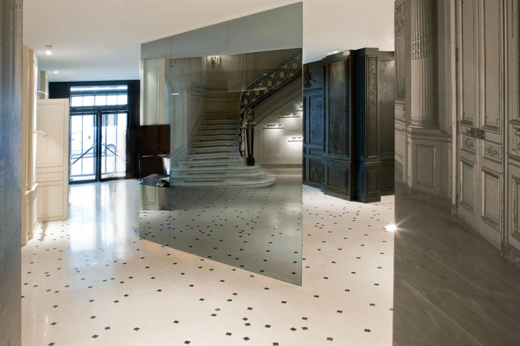 La Maison Champs Elysees 5*