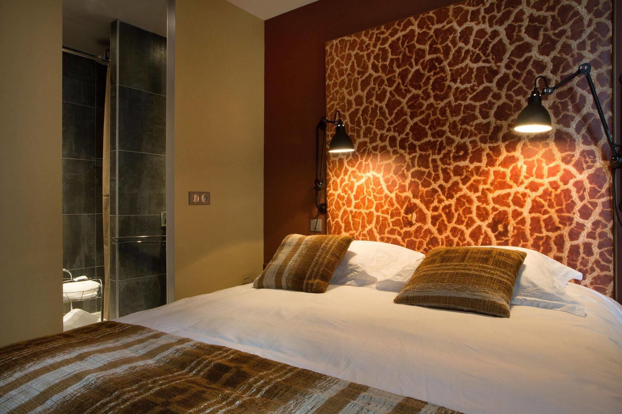 La & Hotel 3*