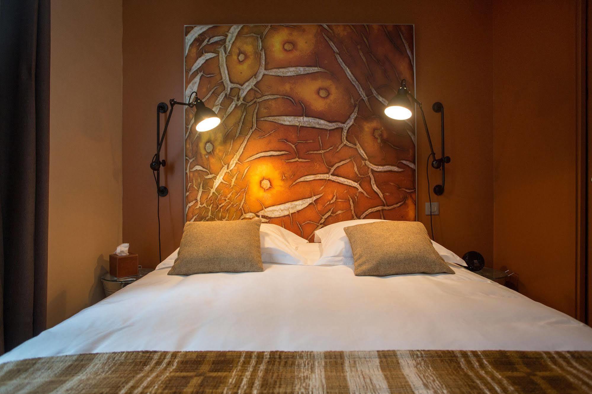 La & Hotel 3*