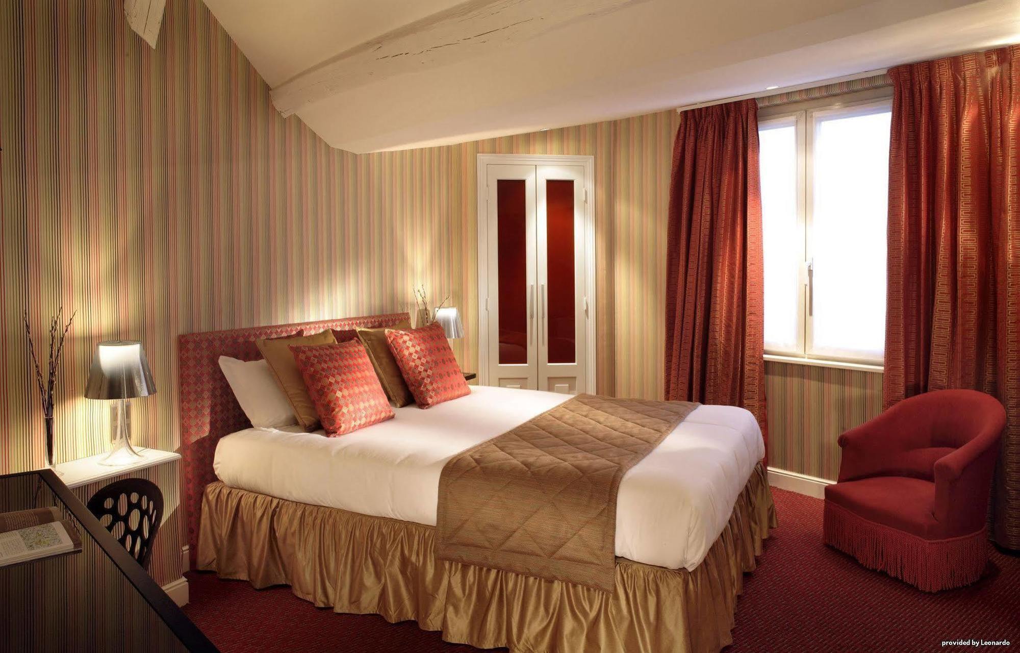 Hotel Opera Opal 4*
