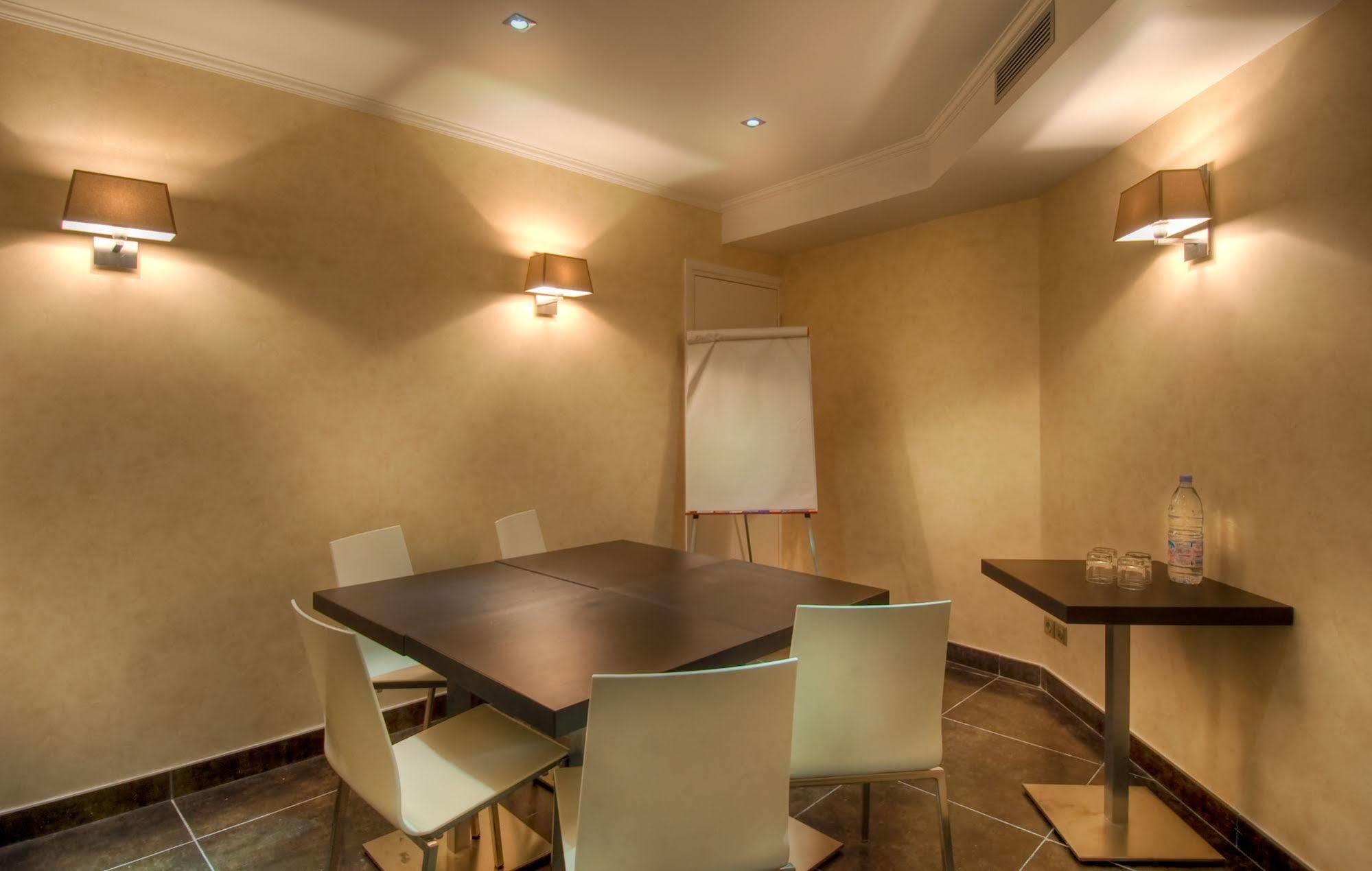 Hotel Claude Bernard Saint-germain Paris