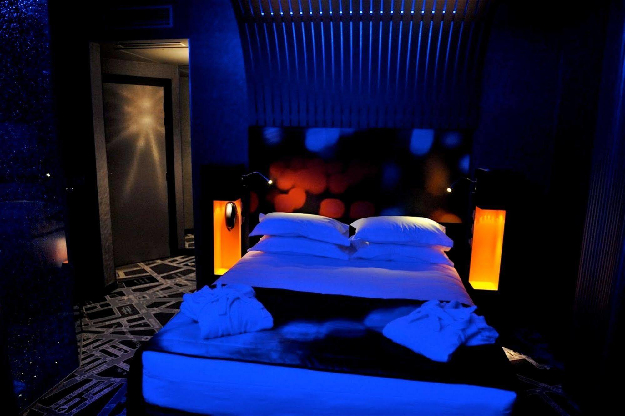 Eiffel Aparthotel Paris