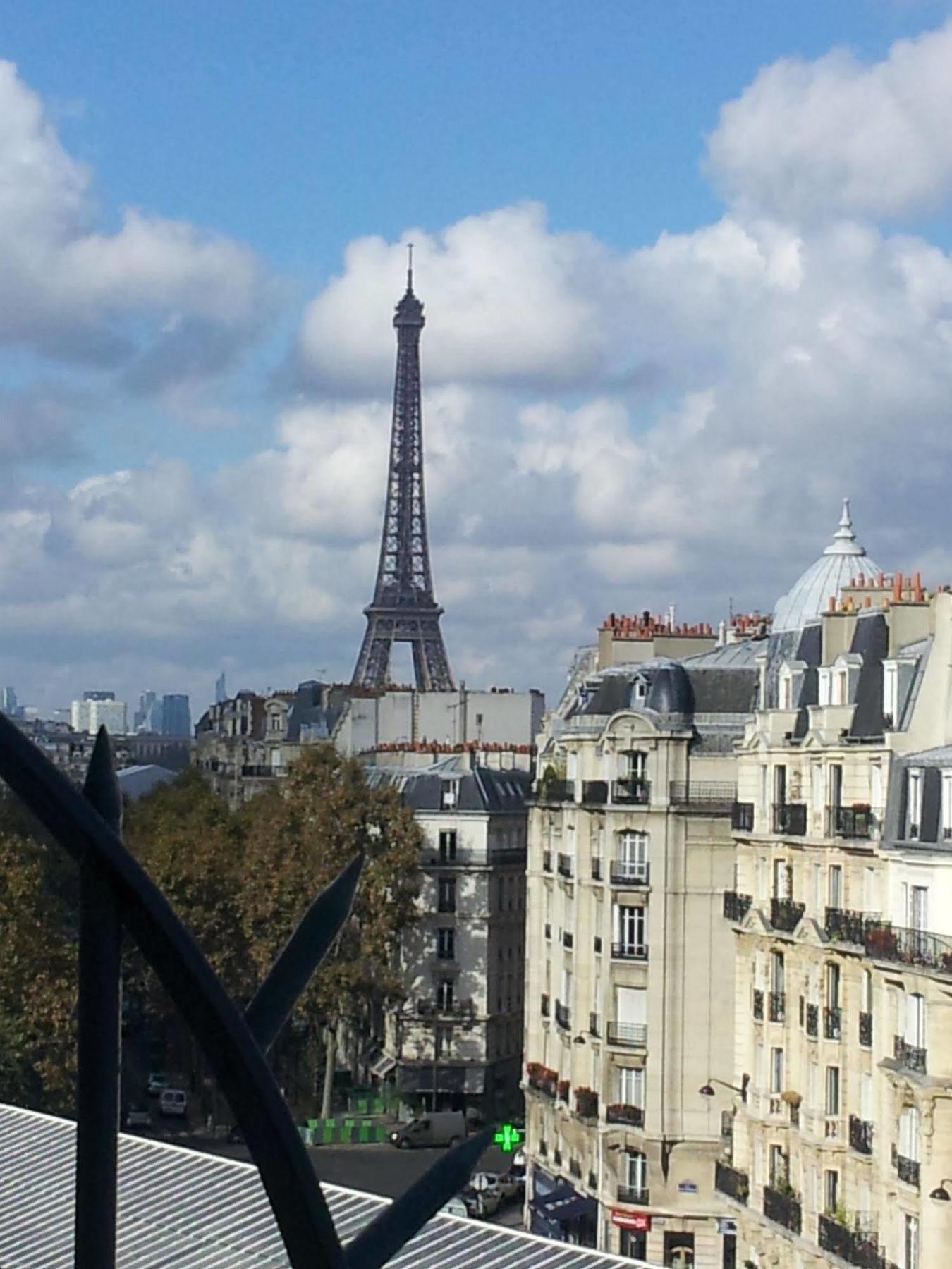 Aparthotel Eiffel 4*