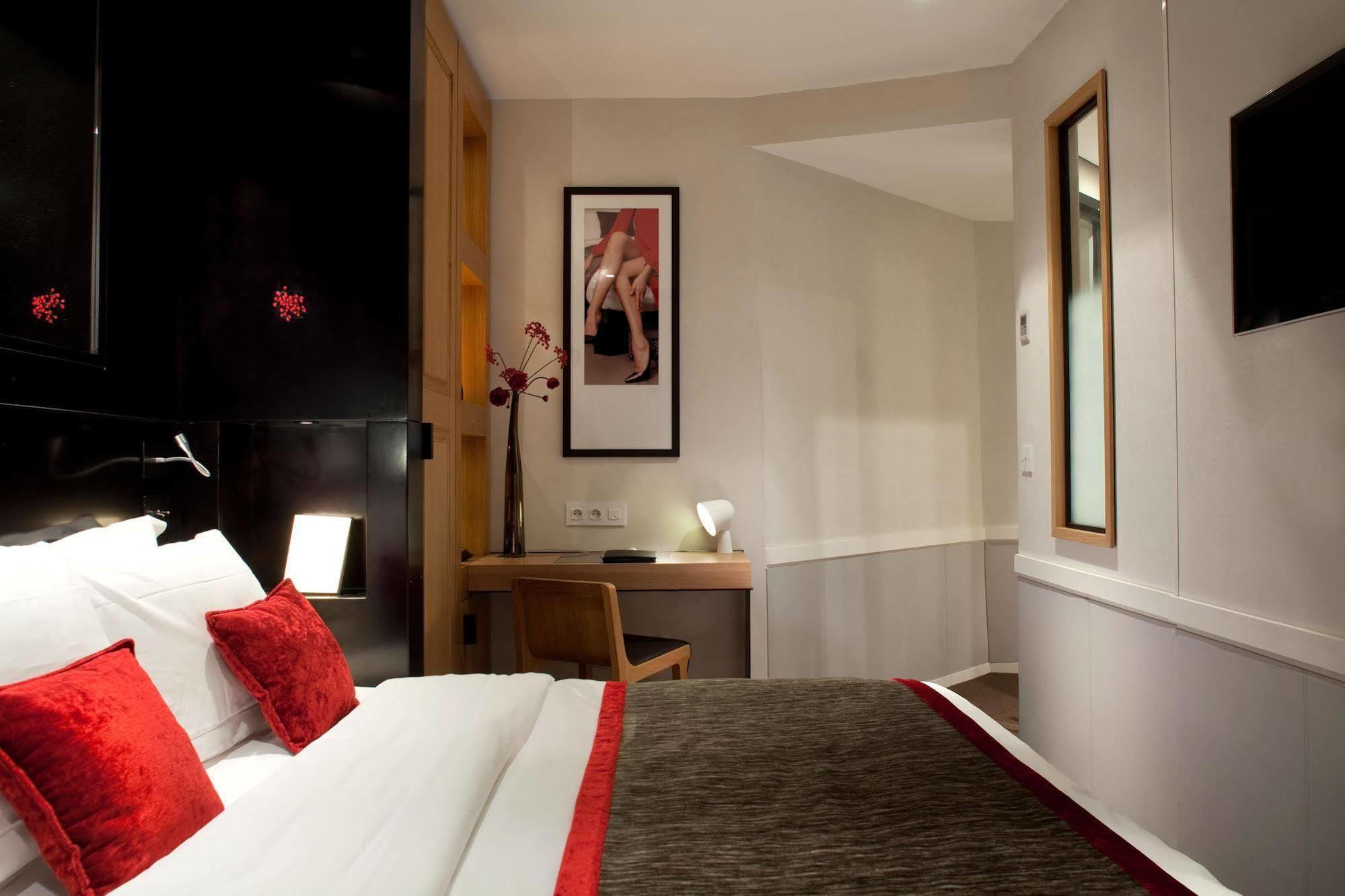 Marceau Champs-elysées Hotel Paris