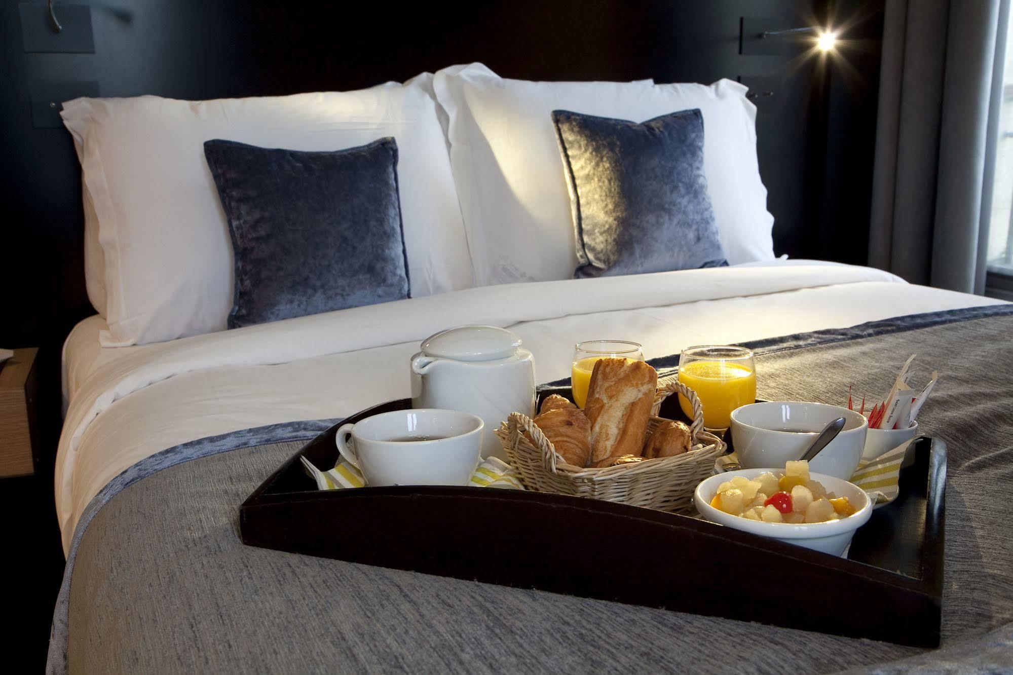 Marceau Champs-elysees 3*