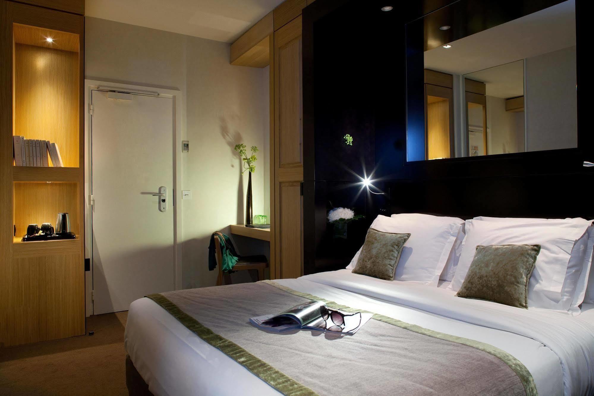 Marceau Champs-elysées Hotel