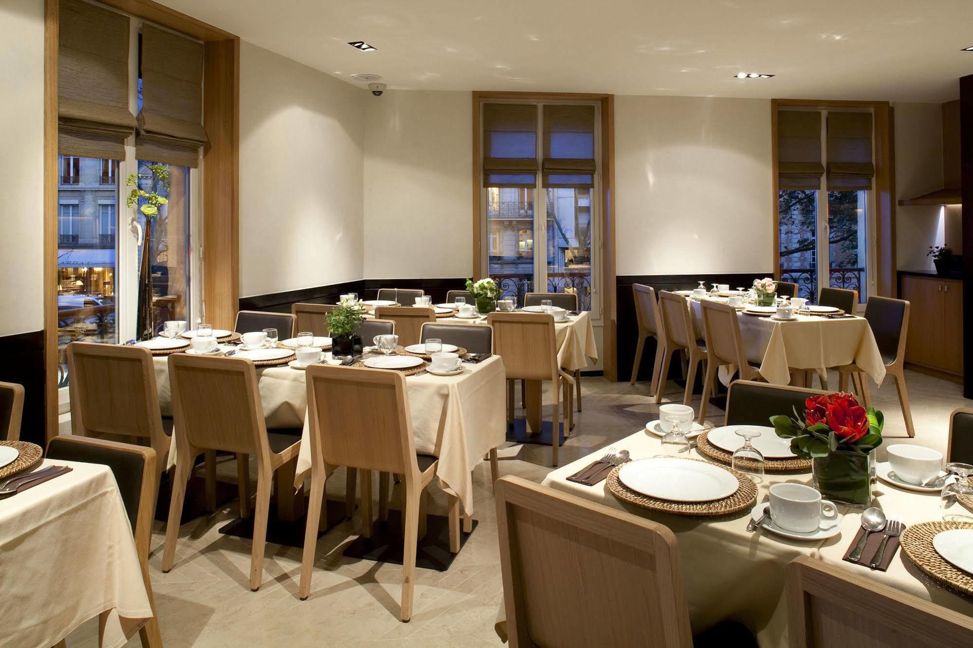 Marceau Champs-elysees