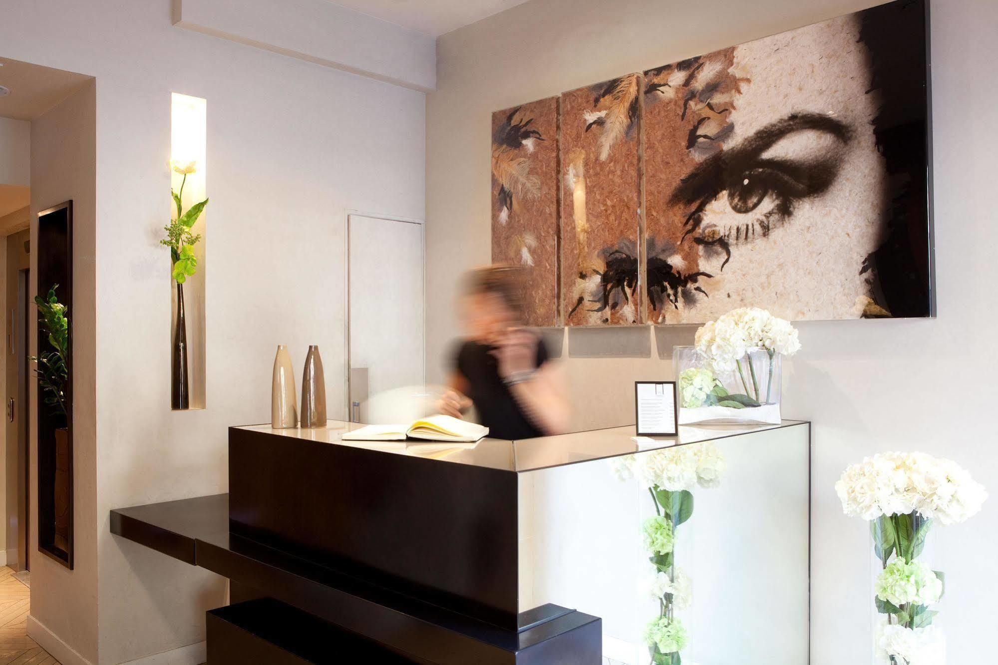 Marceau Champs-elysees 3* Paris