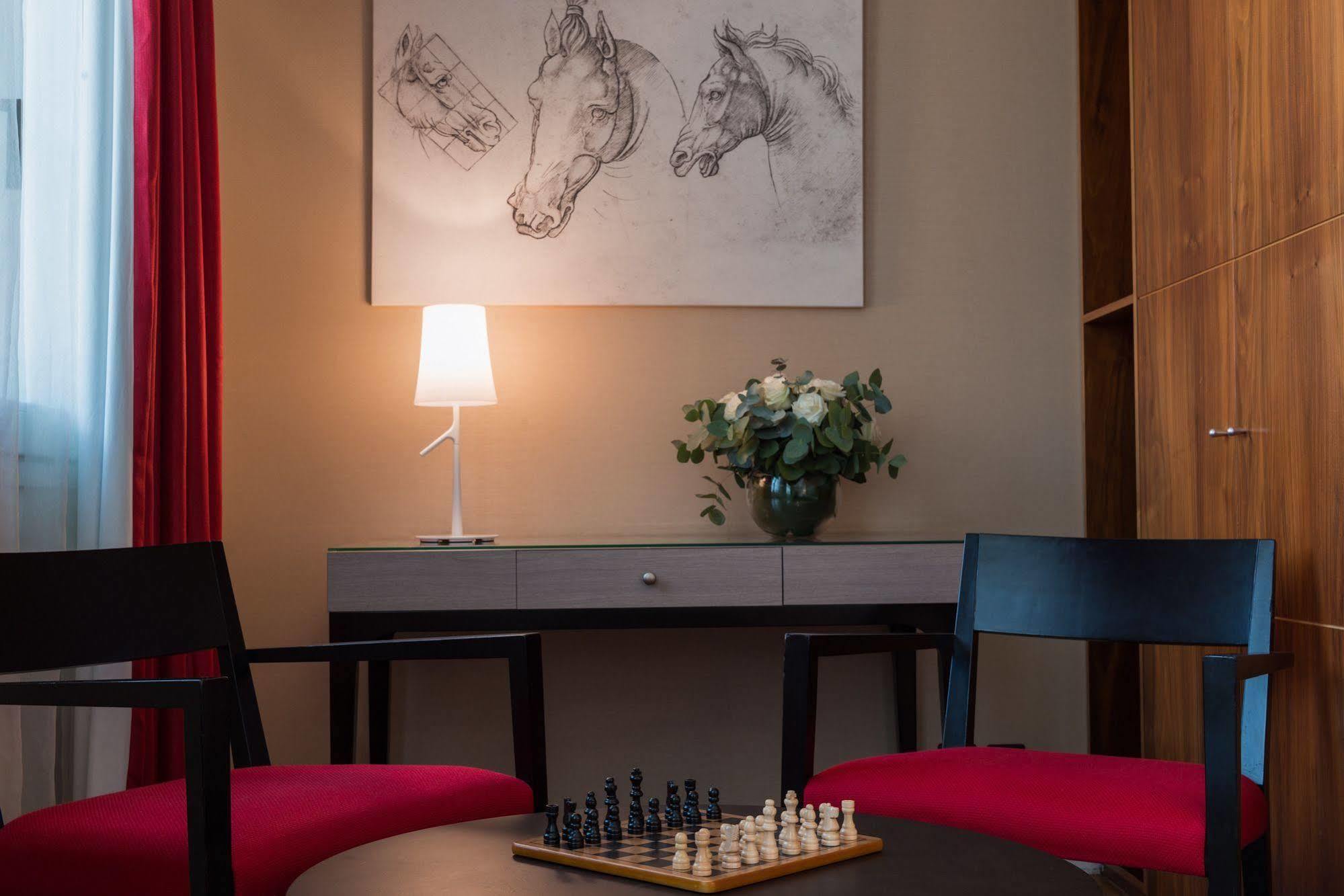 Le Monna Lisa By Inwood 4* Paris