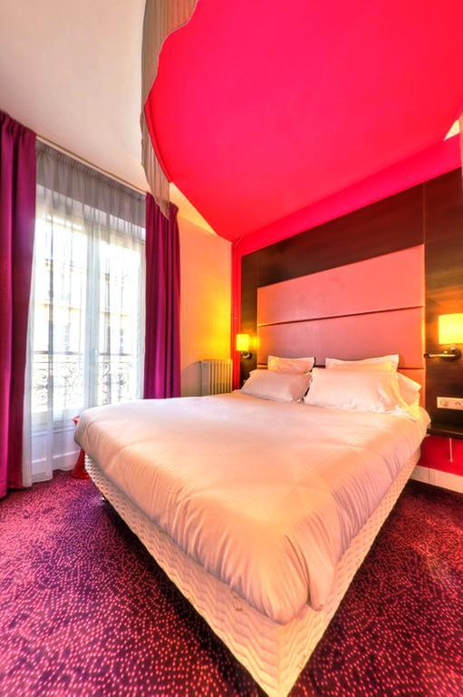 Ibis Styles Pigalle Montmartre Hotel 3*