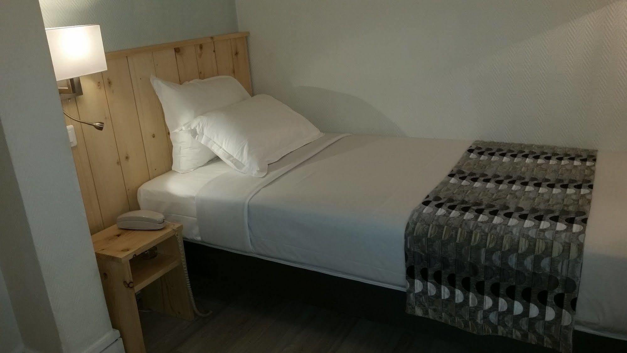 Le Compostelle Hotel Paris