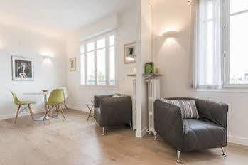 We - Tour Eiffel 75007 Appartement Paris