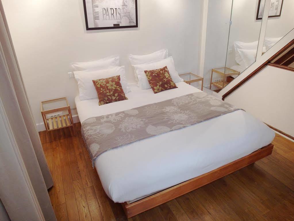 Louvre Parisian Chicsuites