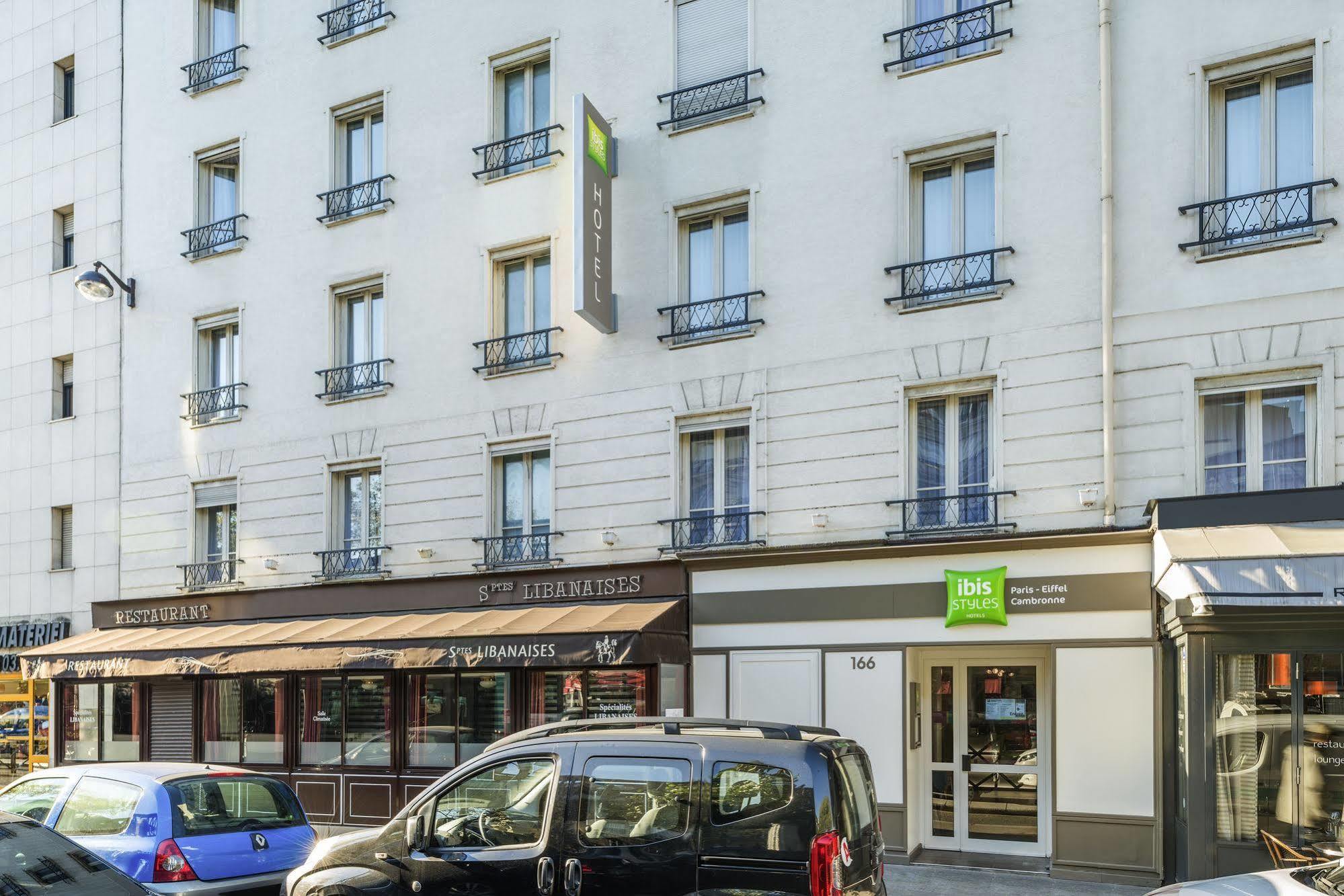Ibis Styles Eiffel Cambronne 3* Paris