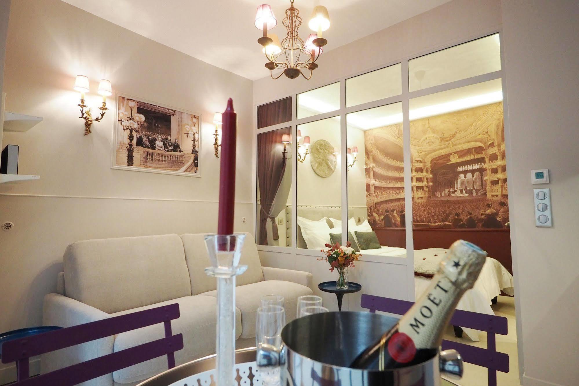 Appartement Palais Royal Chicsuites