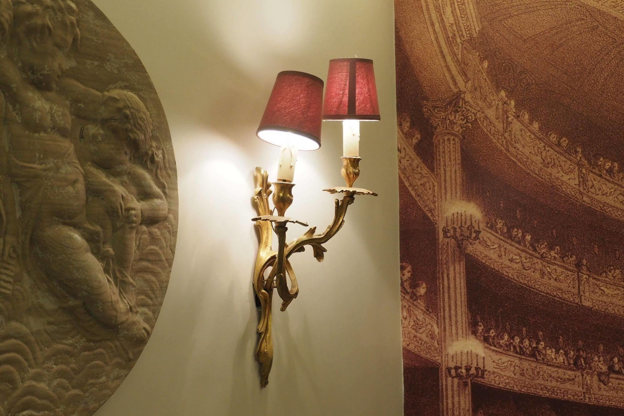 Appartement Palais Royal Chicsuites Paris