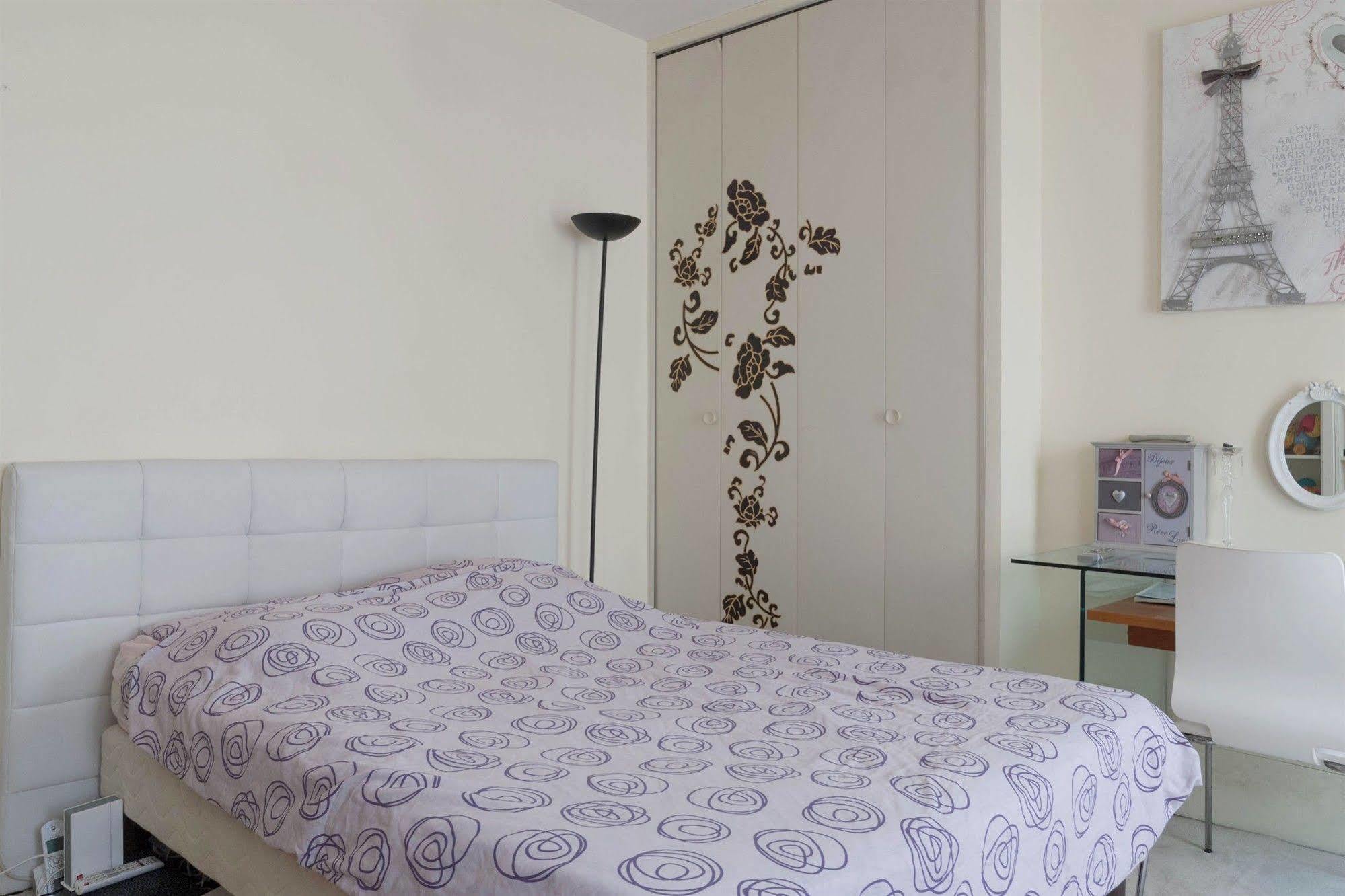 Apartment Lovely 1br - Tour Eiffel - Champs De Mars