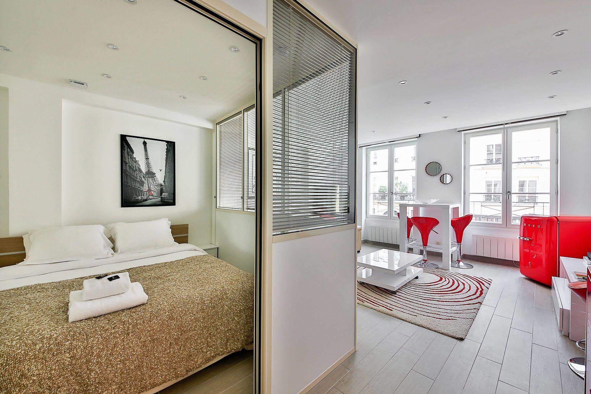 Apartment Livinparis - Luxury 2 Bedrooms Grands-boulevards I Paris