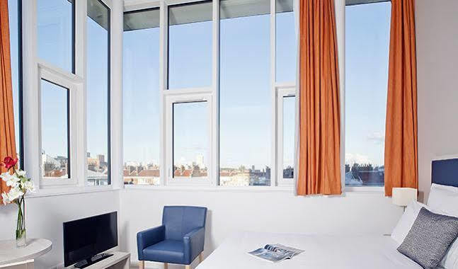 Sejours & Affaires Paris-davout 3* Paris