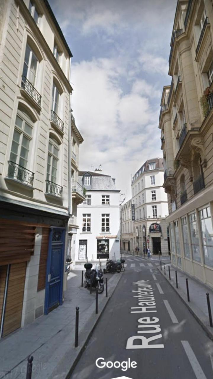Design By Kenzo Near Notre Dame Apartment Paris