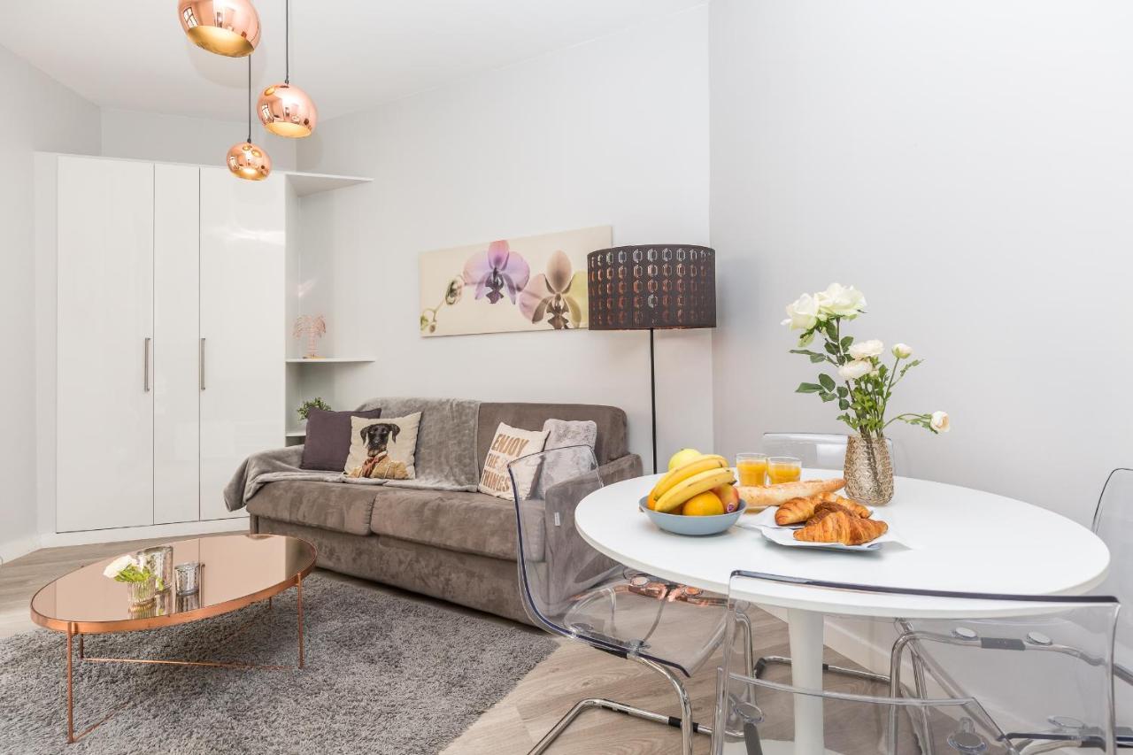 Sweet Apartment Paris