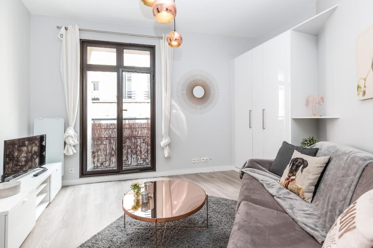 Apartment Sweet *