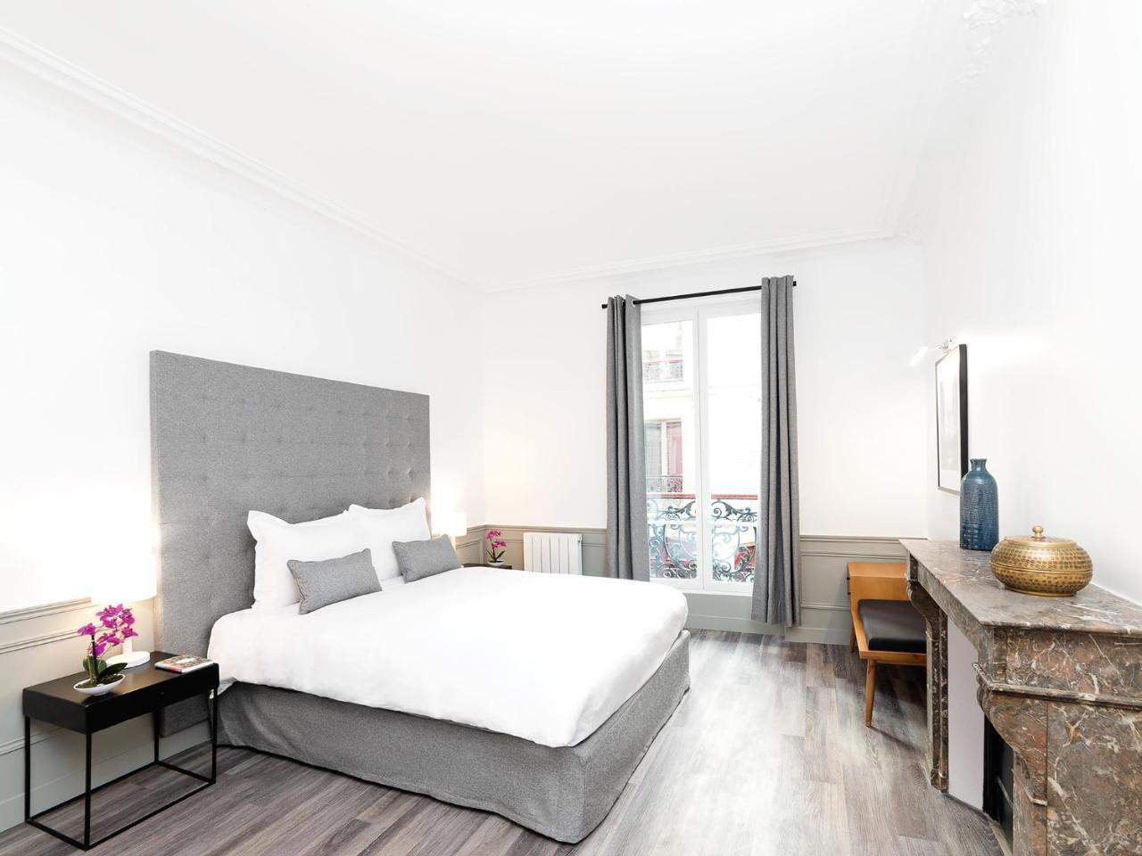 Livinparis - Luxury 3 & 4 Bedrooms Montmartre I Apartment *