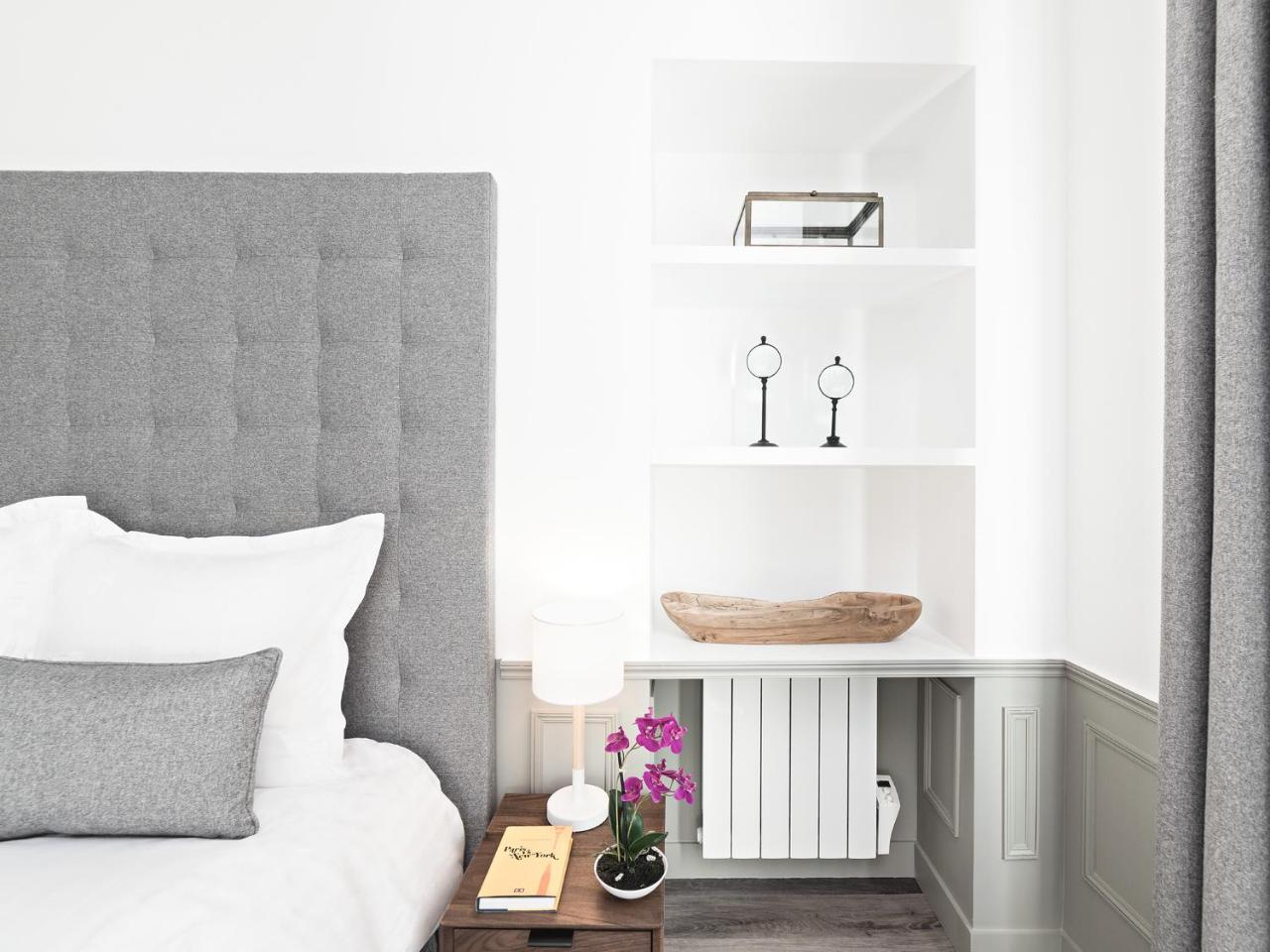 Livinparis - Luxury 3 & 4 Bedrooms Montmartre I Paris
