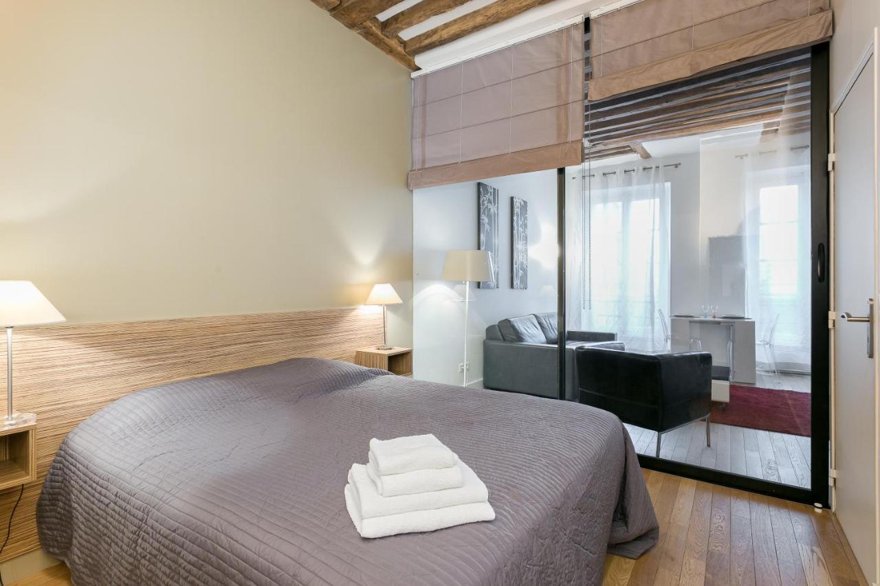 Apartment Le Marais Place Sainte Catherine With Ac Paris