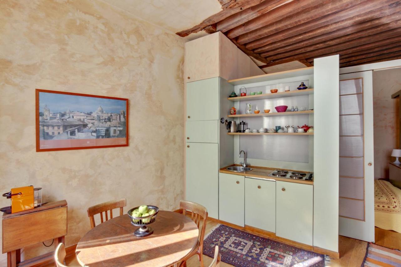 Marais-rue Des Rosiers Id 24 Appartement Paris