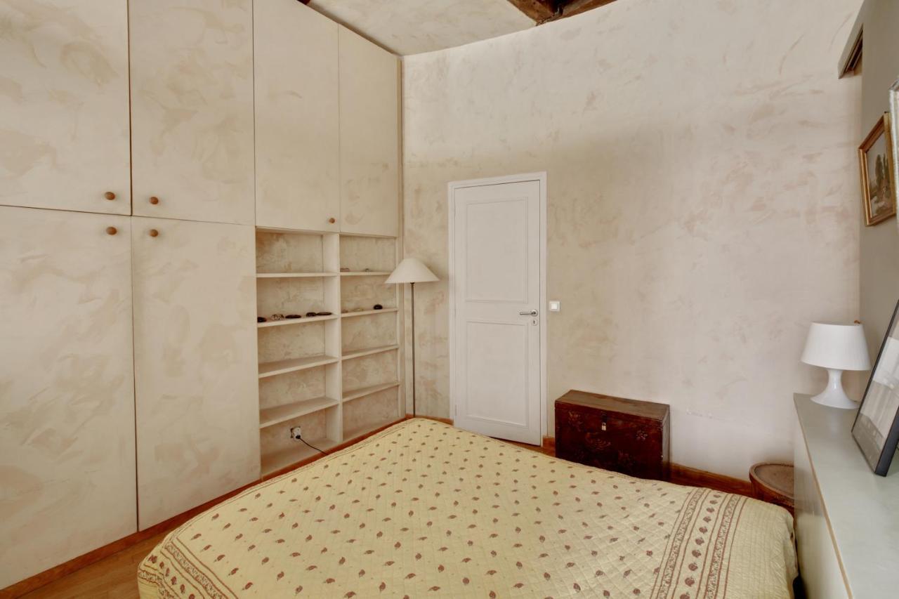 Marais-rue Des Rosiers Id 24 Appartement Paris