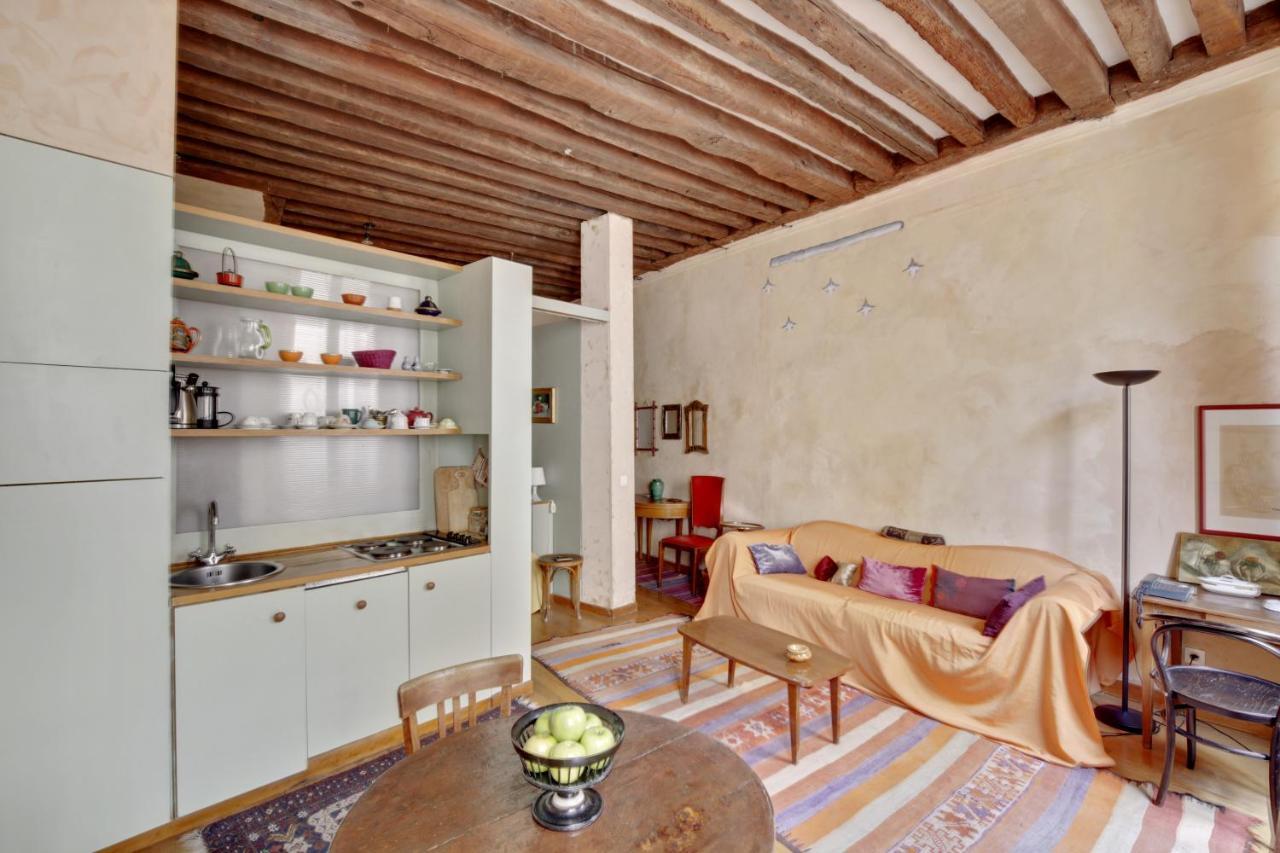 Marais-rue Des Rosiers Id 24 Appartement Paris