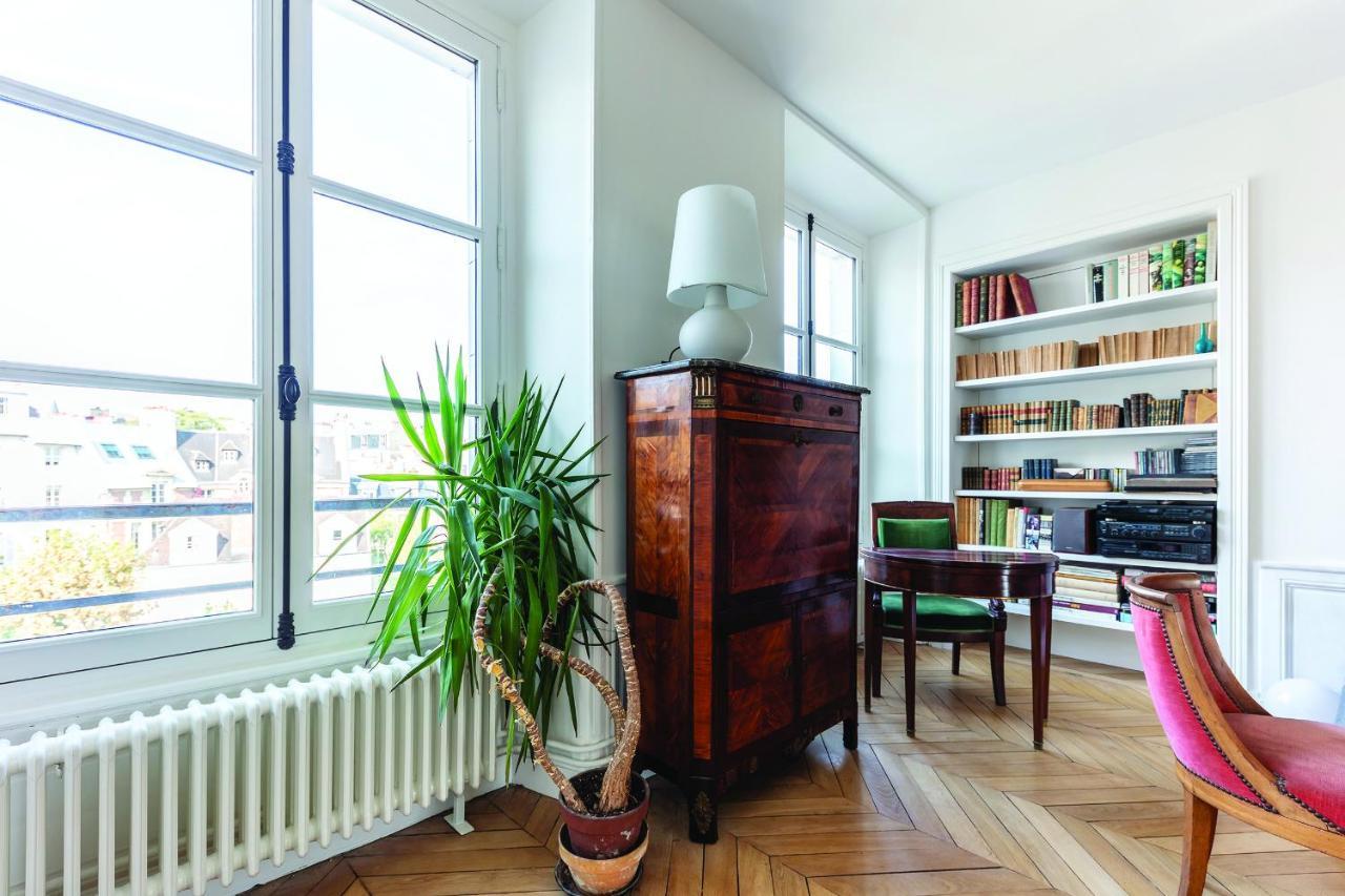 Historical - Odeon, Rive Gauche - 170 M2 * Paris