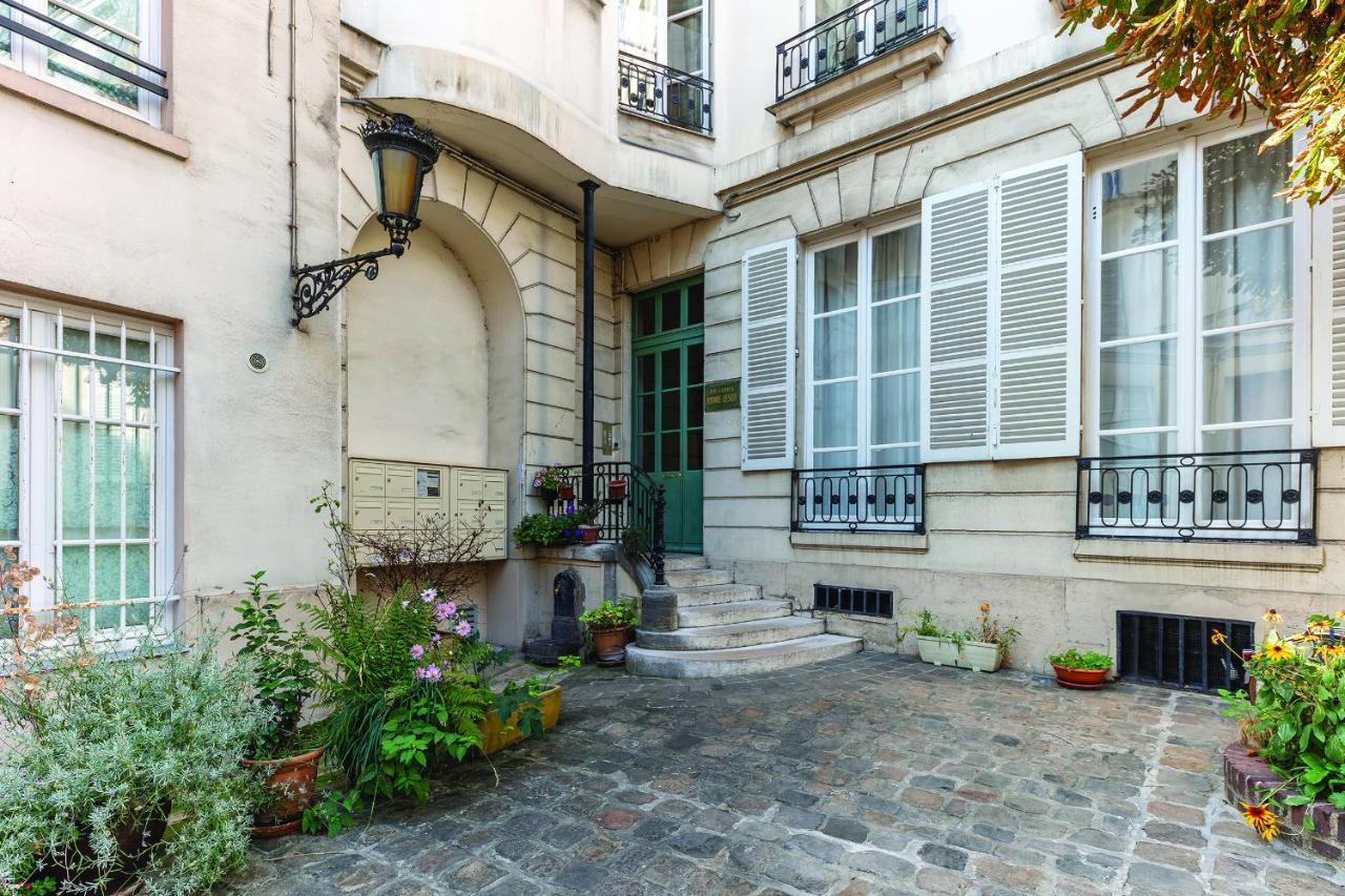Historical - Odeon, Rive Gauche - 170 M2 Apartment Paris