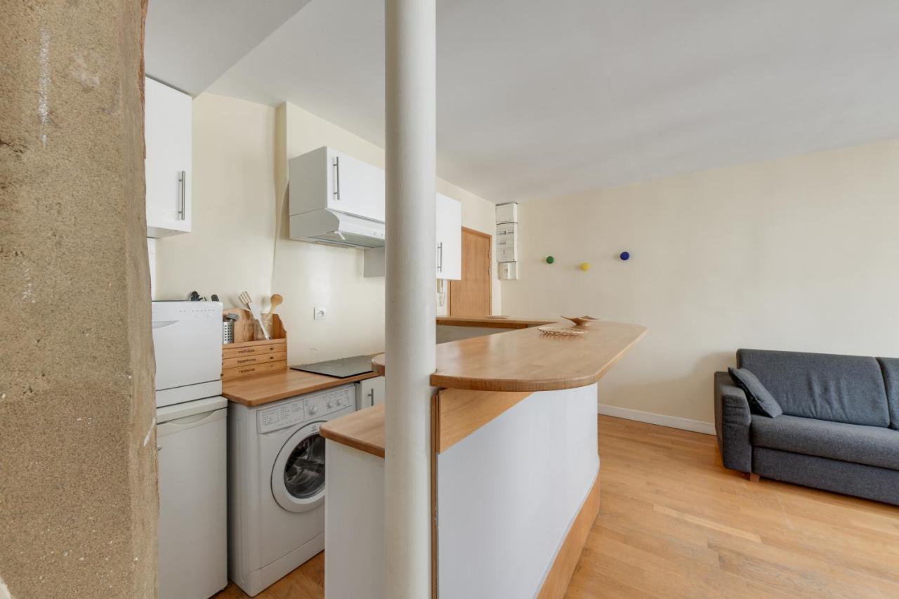 Id 308 Chatelet Rivoli Paris