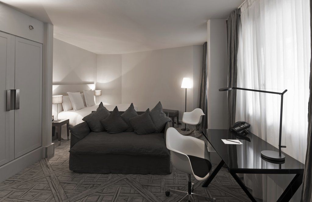 La Maison Champs Elysees Hotel Paris