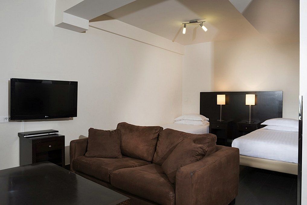 Cadet Aparthotel