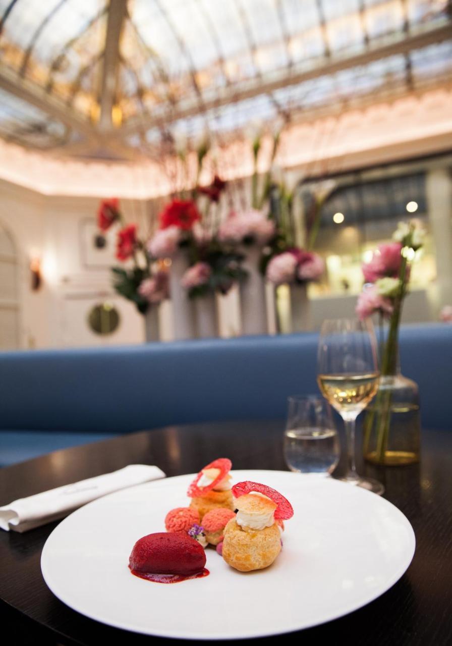Vernet Champs Elysées Hotel 5*