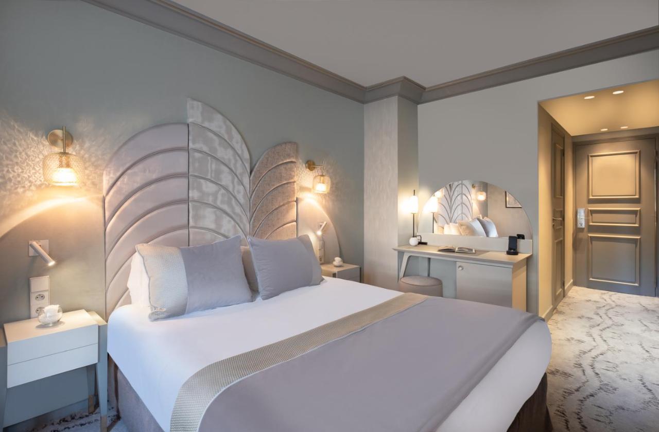 Hotel Derby Alma Paris